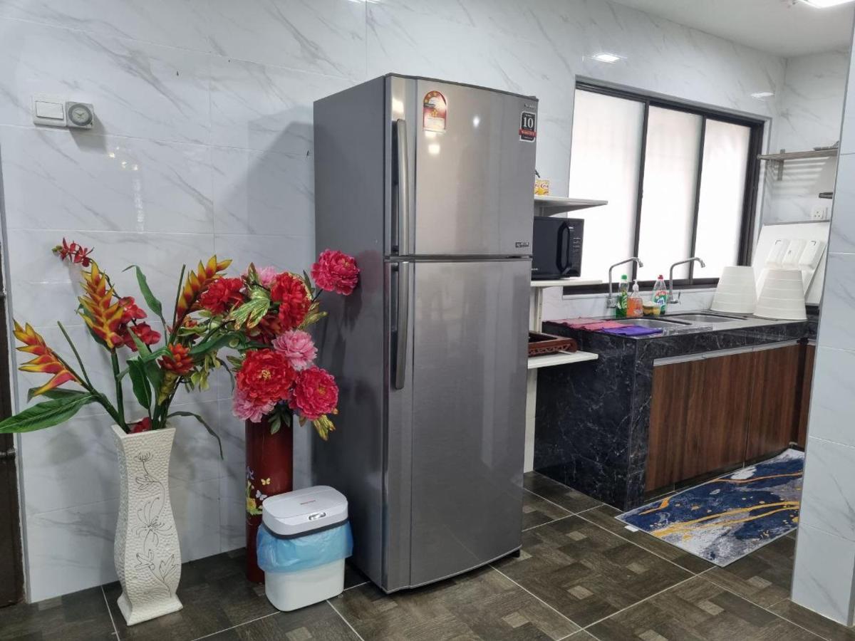 Three-Bedroom House At Tyara Homestay Sunway Petaling Jaya Exterior foto