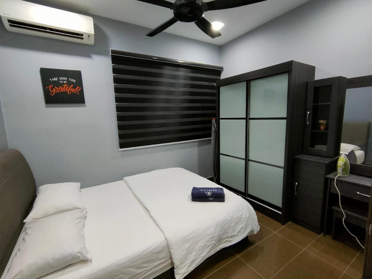 Three-Bedroom House At Tyara Homestay Sunway Petaling Jaya Exterior foto